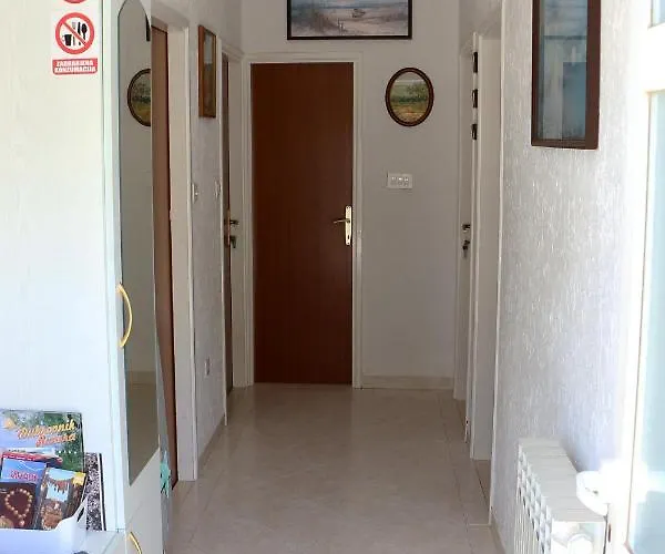 Appartement Marija Mlini